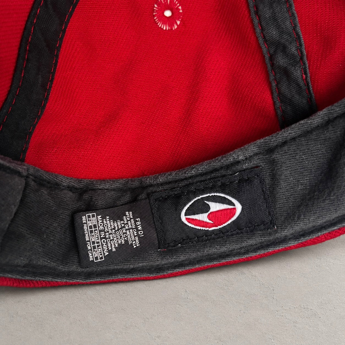 Nike Yin-Yang Cap